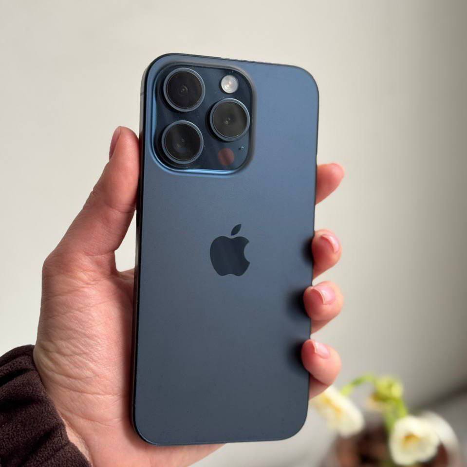 iPhone 15 Pro 256GB Blue