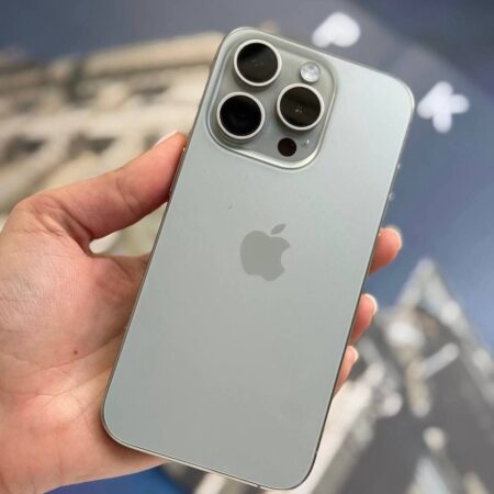 iPhone 15 Pro 128GB Natural Titanium