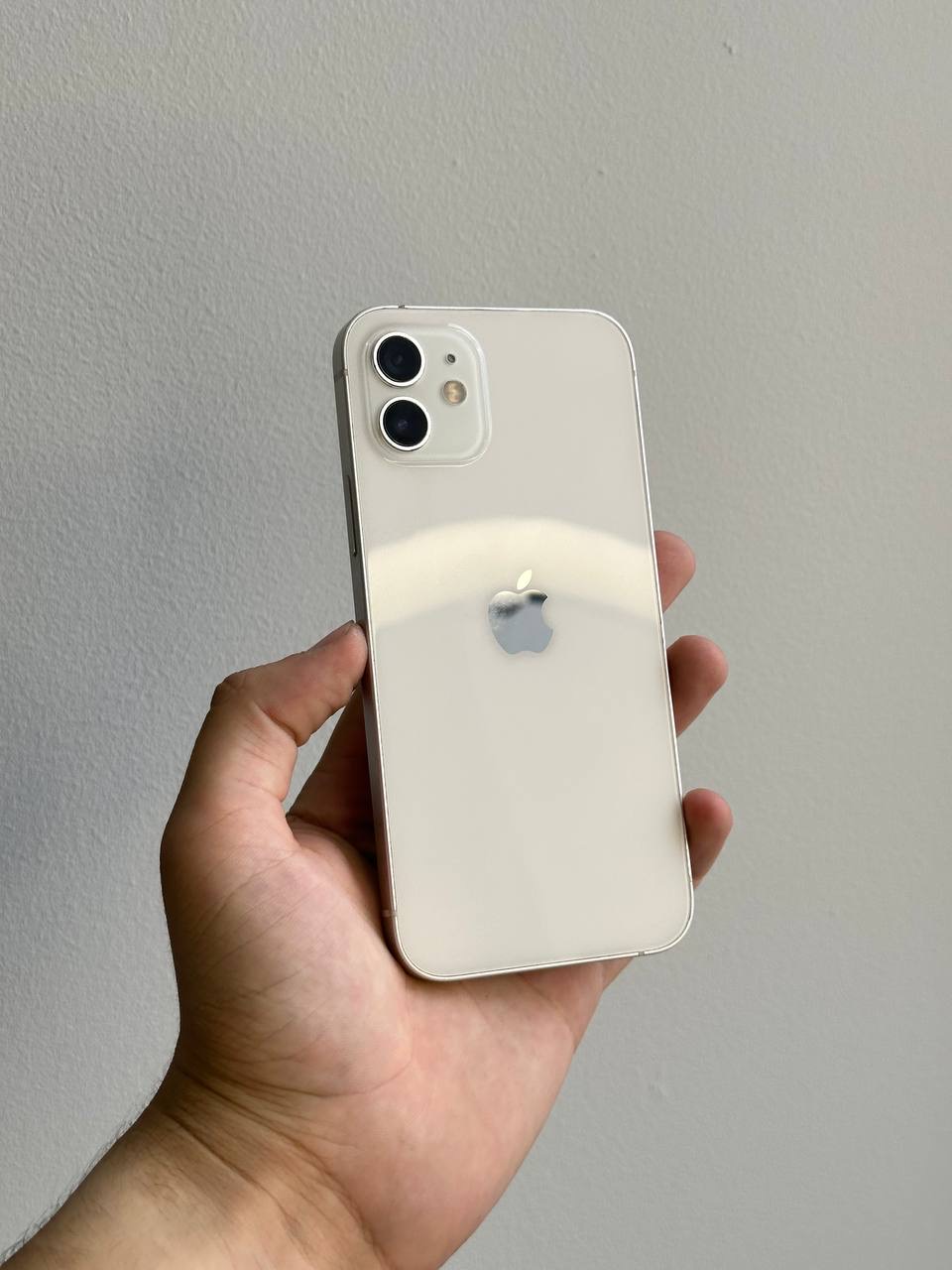 iPhone 12 64GB White