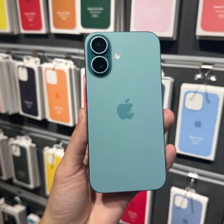 iPhone 16 128GB Green